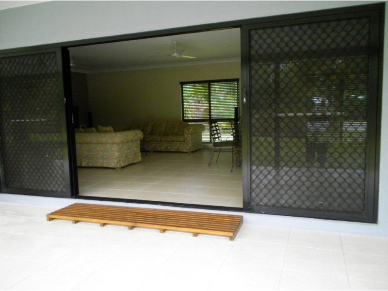 24 Albatross Close, Cooya Beach QLD 4873