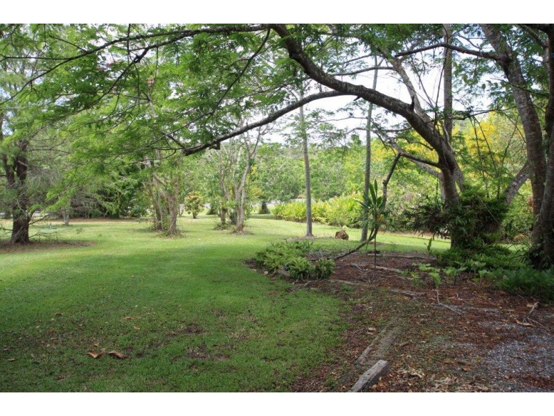 5 Meadow Road, Julatten QLD 4871