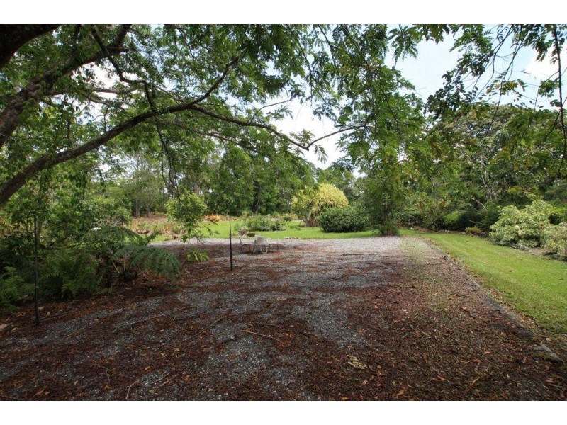 5 Meadow Road, Julatten QLD 4871