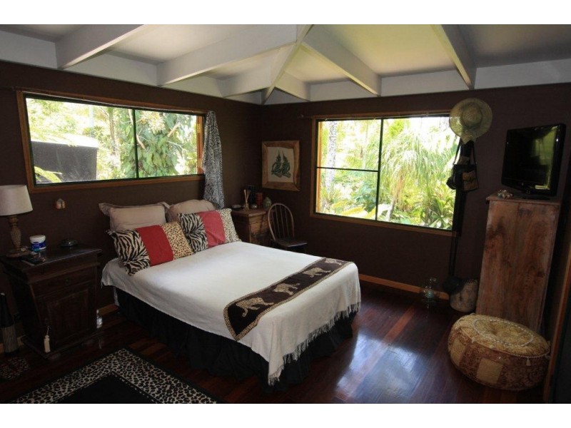 5 Meadow Road, Julatten QLD 4871