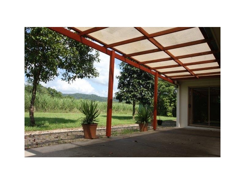 29 Kingston Road, Whyanbeel QLD 4873