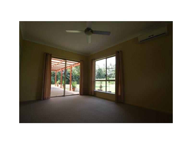 29 Kingston Road, Whyanbeel QLD 4873