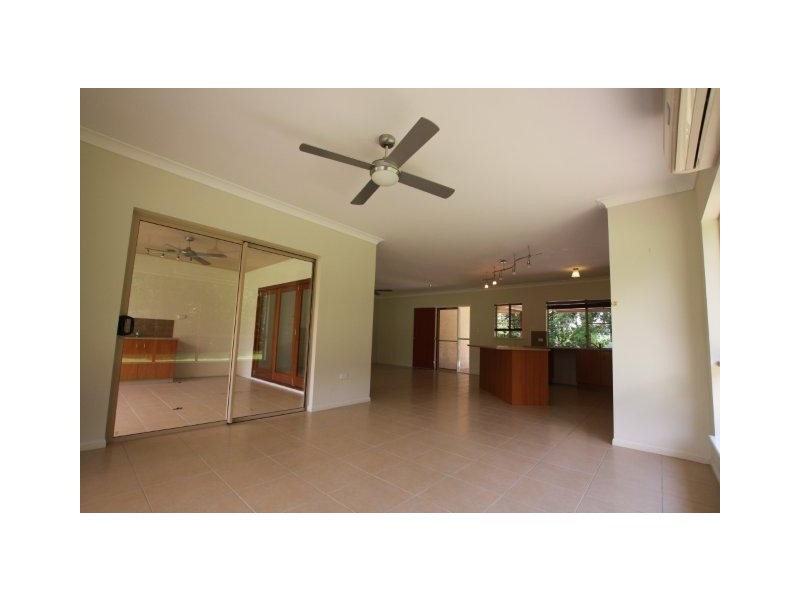 29 Kingston Road, Whyanbeel QLD 4873