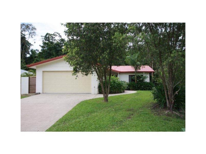 22 White Oak Ave, Mossman QLD 4873