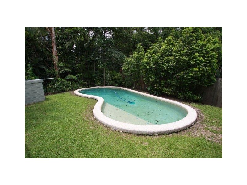 22 White Oak Ave, Mossman QLD 4873