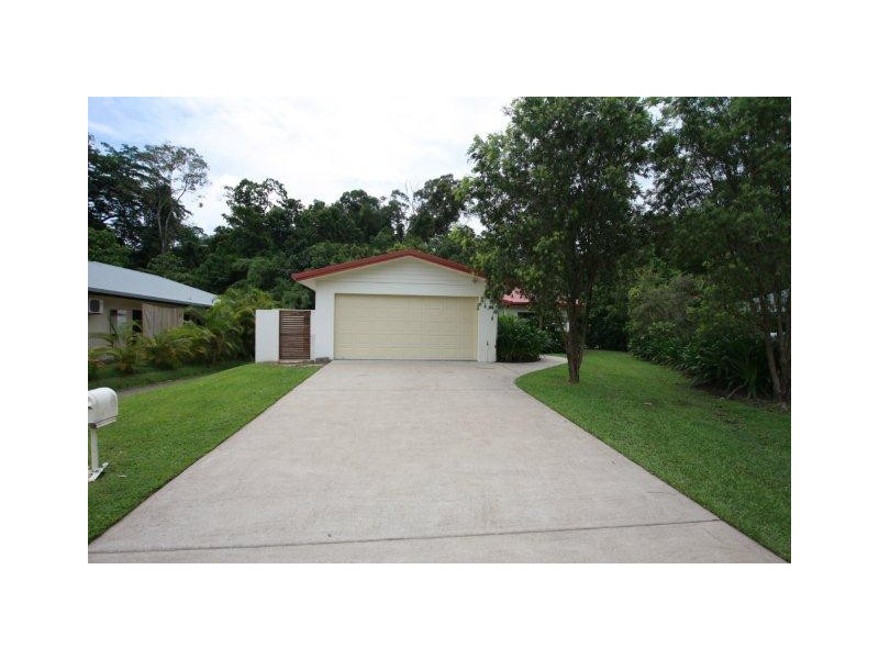 22 White Oak Ave, Mossman QLD 4873