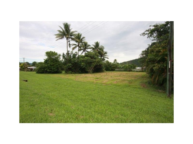 25 Osborne Street, Daintree QLD 4873