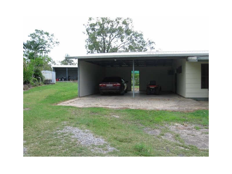 86 Fraser Road, Mount Molloy QLD 4871