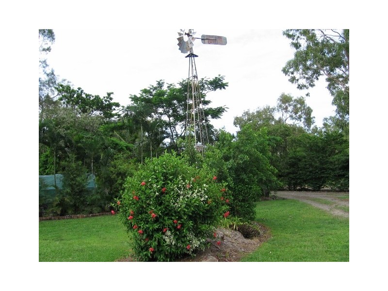 86 Fraser Road, Mount Molloy QLD 4871