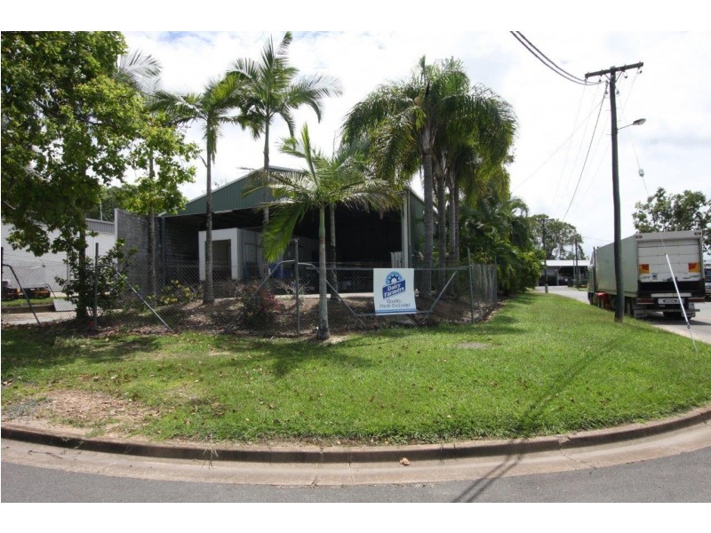 2 Cnr Allan and Sawmill, Mossman QLD 4873