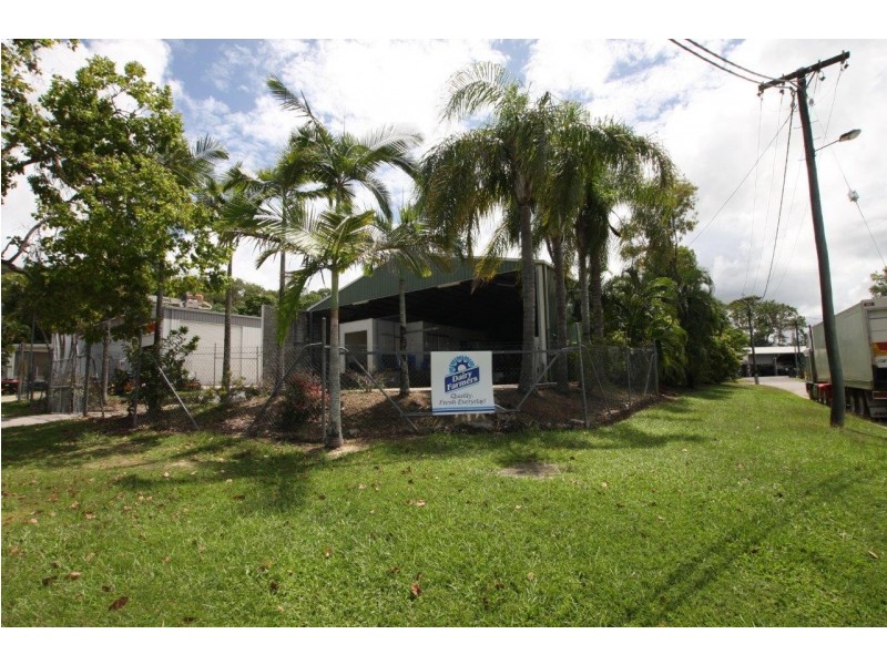 2 Cnr Allan and Sawmill, Mossman QLD 4873