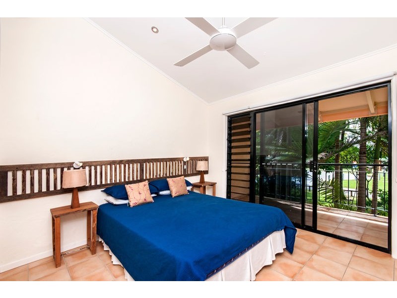 4 On The Beach The Esplanade, Port Douglas QLD 4877