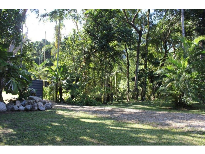 Lot 13 Cape Tribulation Road THORNTON BEACH, Daintree QLD 4873