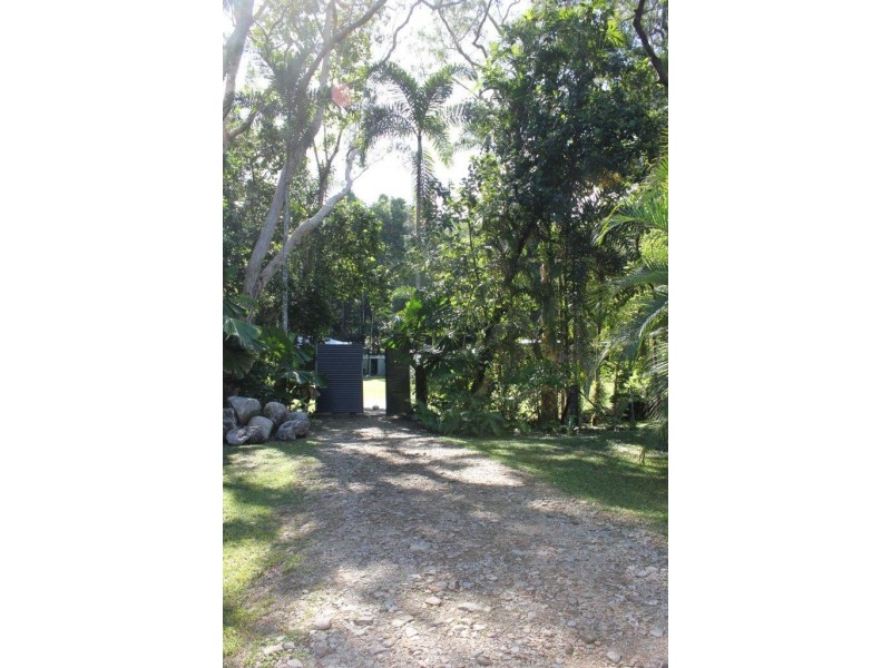 Lot 13 Cape Tribulation Road THORNTON BEACH, Daintree QLD 4873
