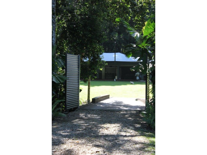 Lot 13 Cape Tribulation Road THORNTON BEACH, Daintree QLD 4873