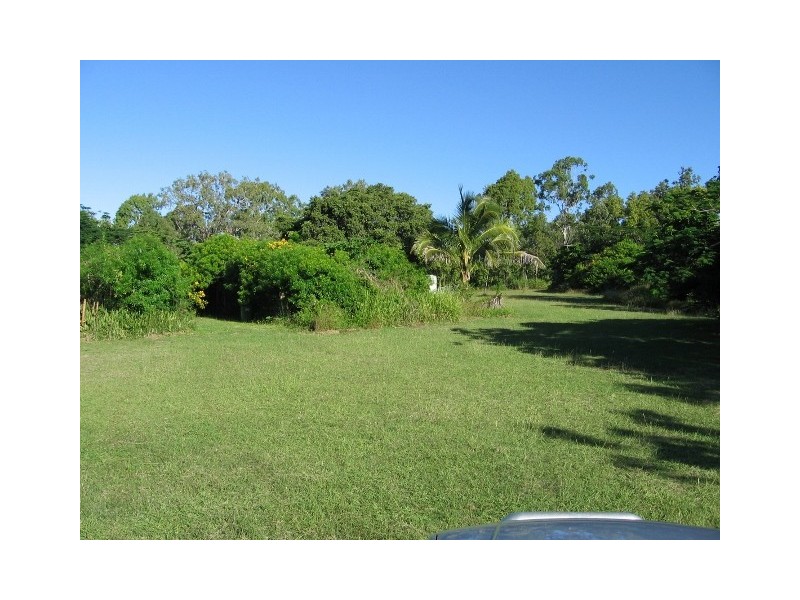 18 – 20 Fraser Road, Mount Molloy QLD 4871