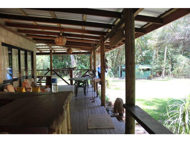 30 East Street AYTON (BLOOMFIELD), Daintree QLD 4873