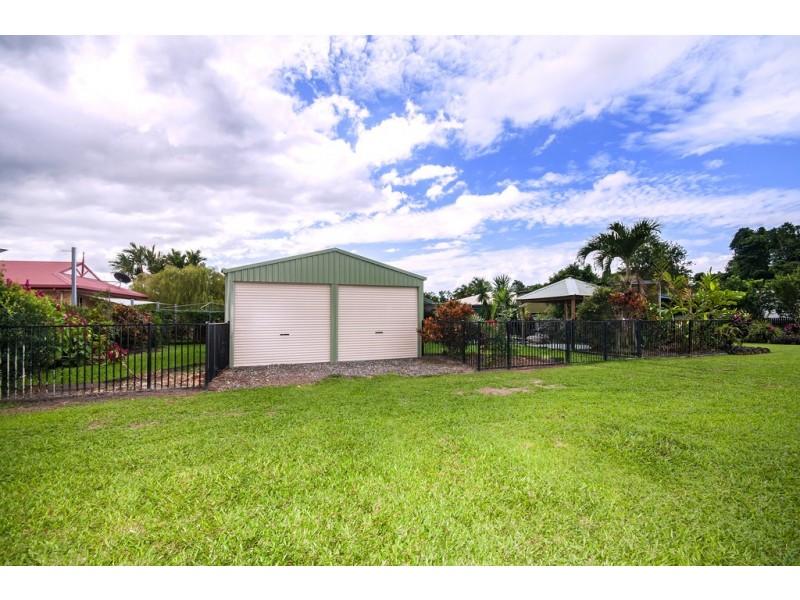15 Watson Close, Mossman QLD 4873
