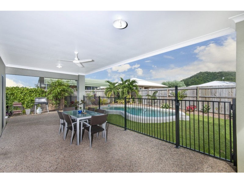 5 Yidi Close, Cooya Beach QLD 4873
