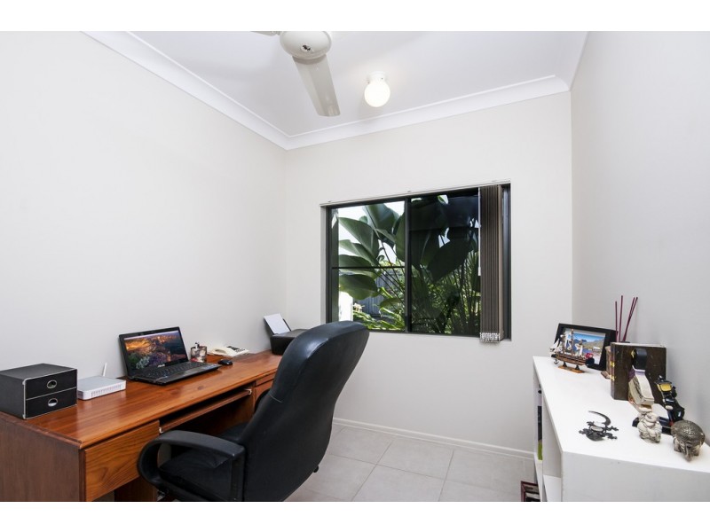 5 Yidi Close, Cooya Beach QLD 4873
