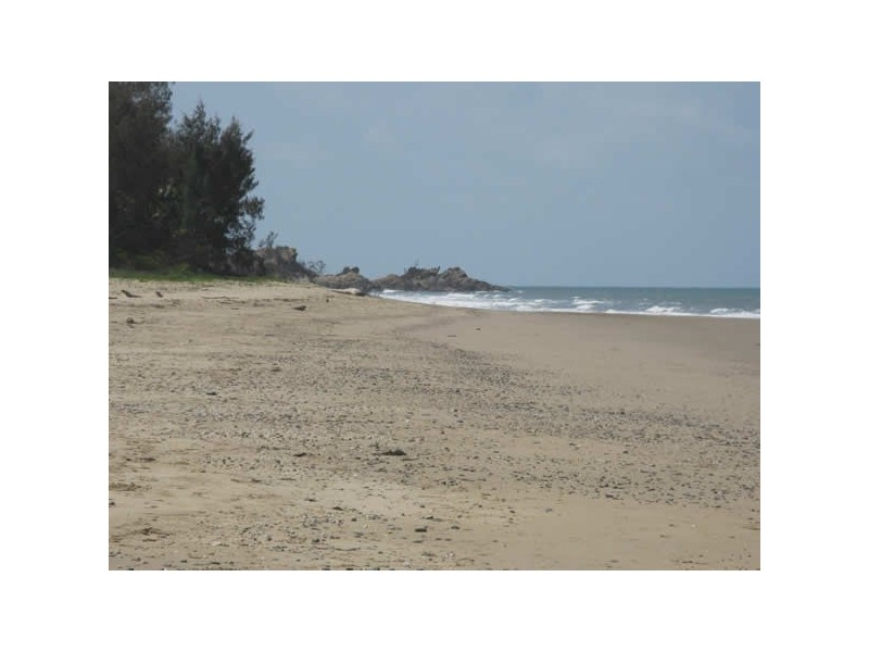 26 Oak Street, Oak Beach QLD 4877