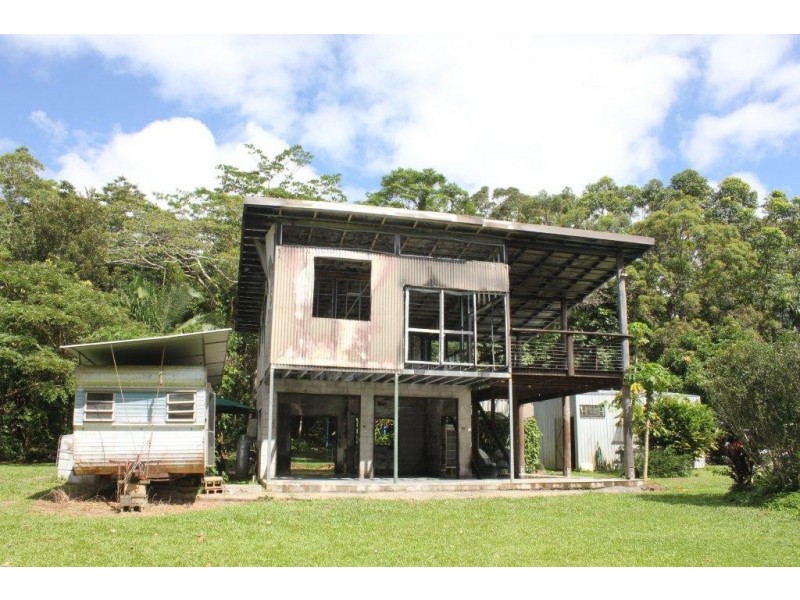 38 Spurwood Road COW BAY, Daintree QLD 4873