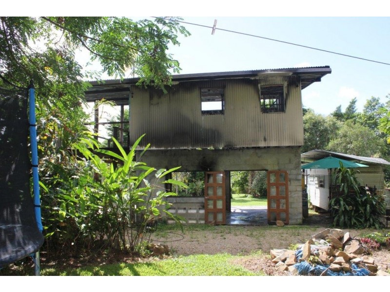 38 Spurwood Road COW BAY, Daintree QLD 4873