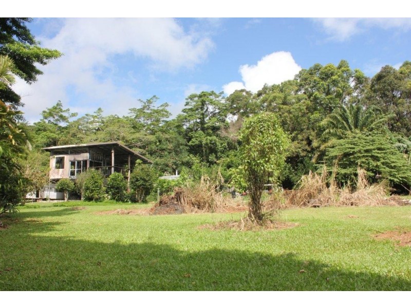 38 Spurwood Road COW BAY, Daintree QLD 4873