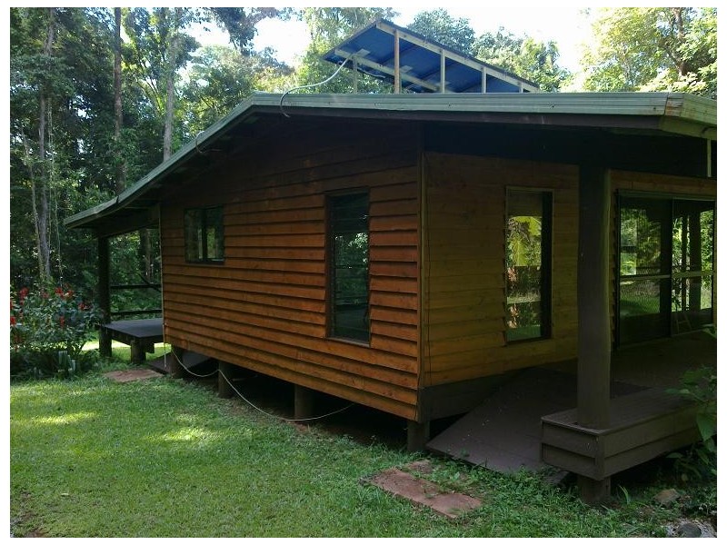 71 Buchanan Creek Rd COW BAY, Daintree QLD 4873
