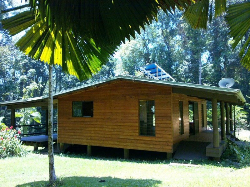 71 Buchanan Creek Rd COW BAY, Daintree QLD 4873