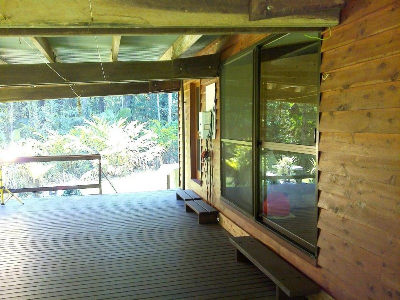 71 Buchanan Creek Rd COW BAY, Daintree QLD 4873