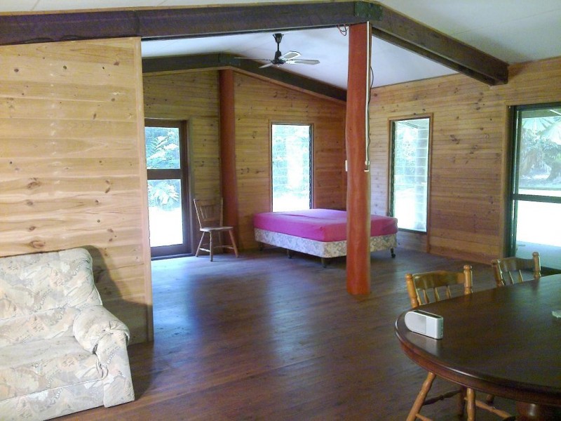 71 Buchanan Creek Rd COW BAY, Daintree QLD 4873