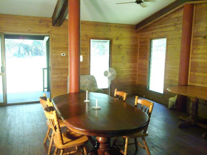 71 Buchanan Creek Rd COW BAY, Daintree QLD 4873