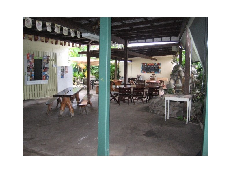 1 Main Street (National Hotel), Mount Molloy QLD 4871