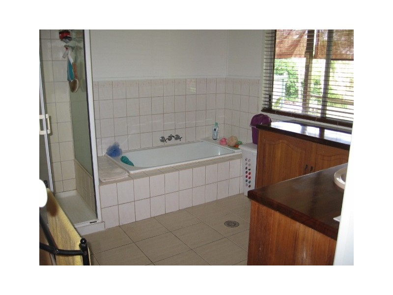 24 Stevens RD, Julatten QLD 4871