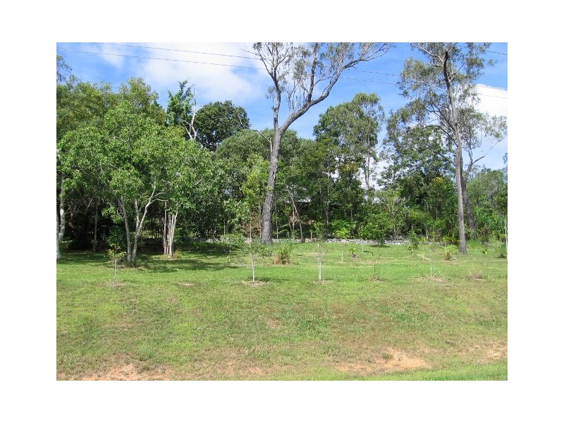 24 Stevens RD, Julatten QLD 4871