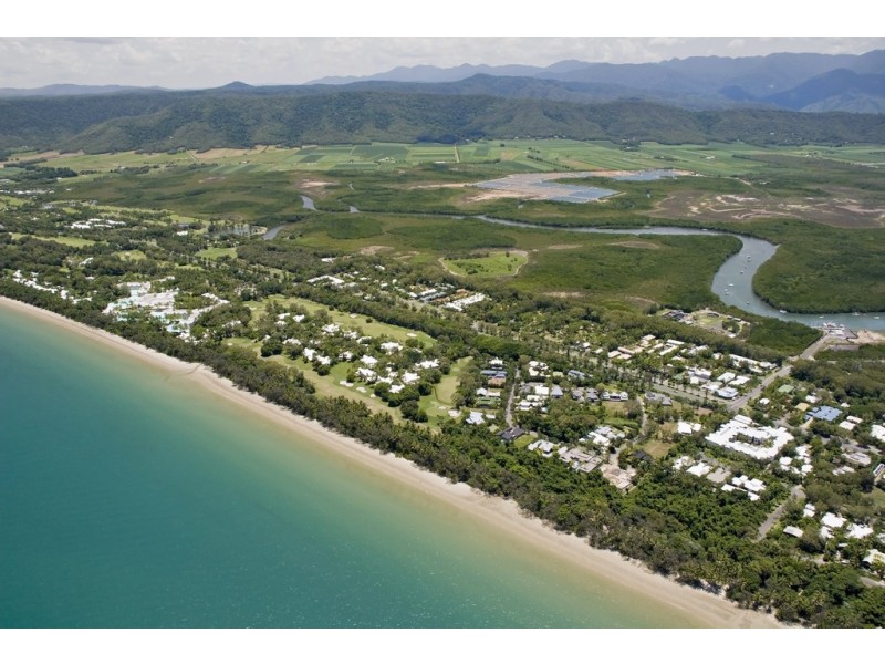 24 Beachfront Mirage, Port Douglas QLD 4877
