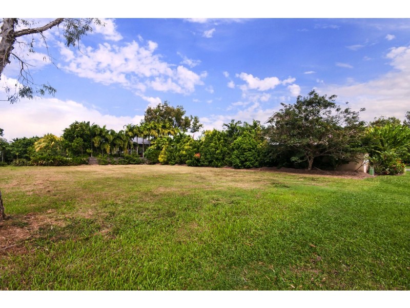 24 Beachfront Mirage, Port Douglas QLD 4877