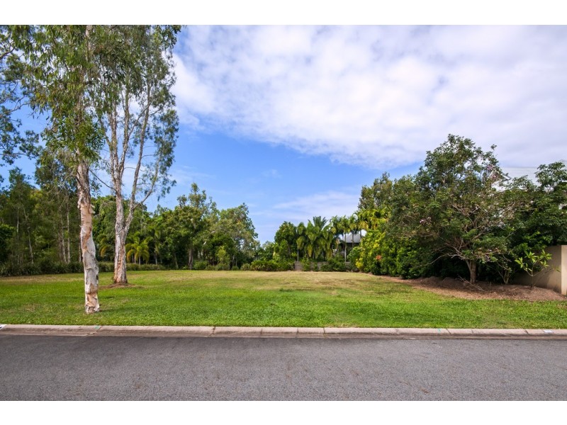 24 Beachfront Mirage, Port Douglas QLD 4877