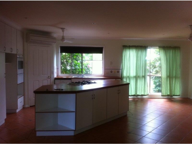 6 Billfish Close, Wonga QLD 4873