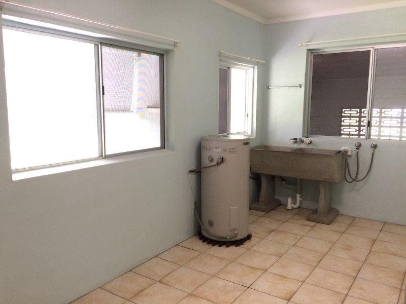 11 Cedars Street, Mossman QLD 4873