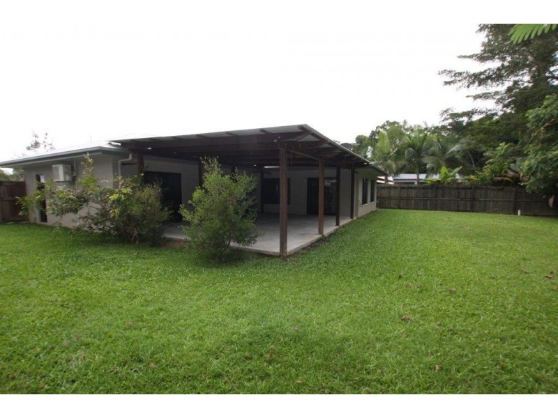 28 White Oak Avenue, Mossman QLD 4873