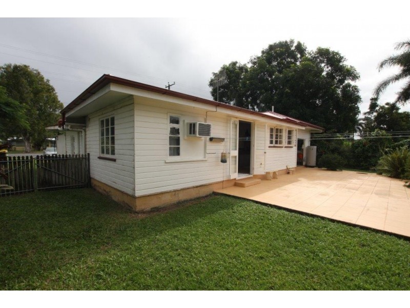 44 Alchera Drive, Mossman QLD 4873