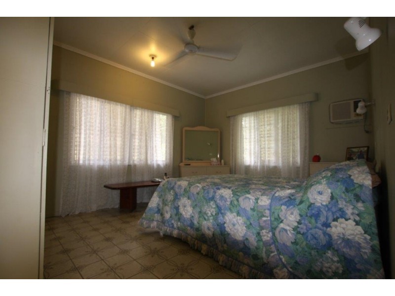 44 Alchera Drive, Mossman QLD 4873