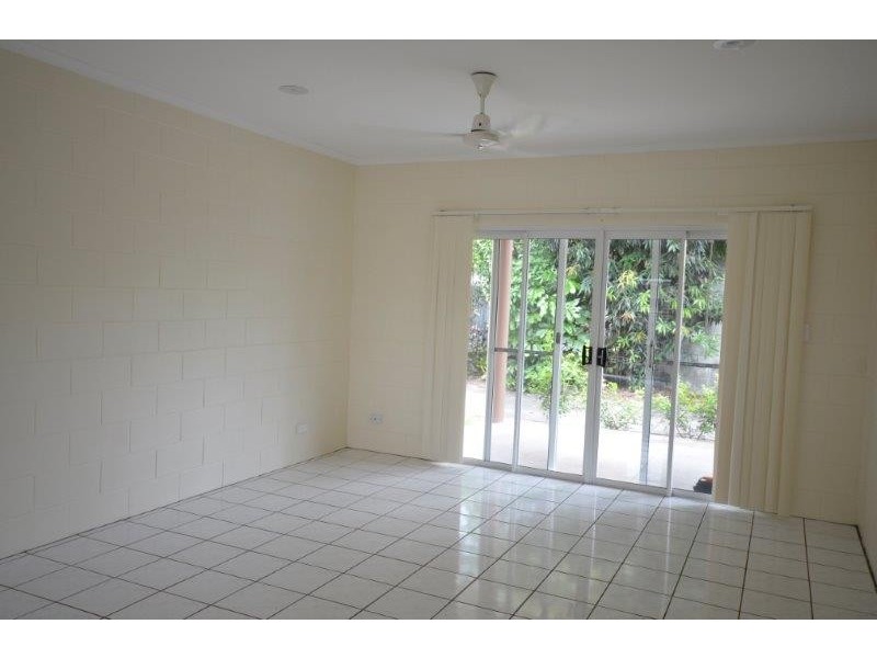 1/26 Thooleer Close, Cooya Beach QLD 4873