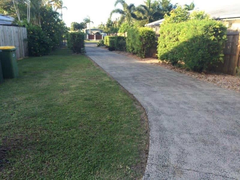 1/26 Thooleer Close, Cooya Beach QLD 4873