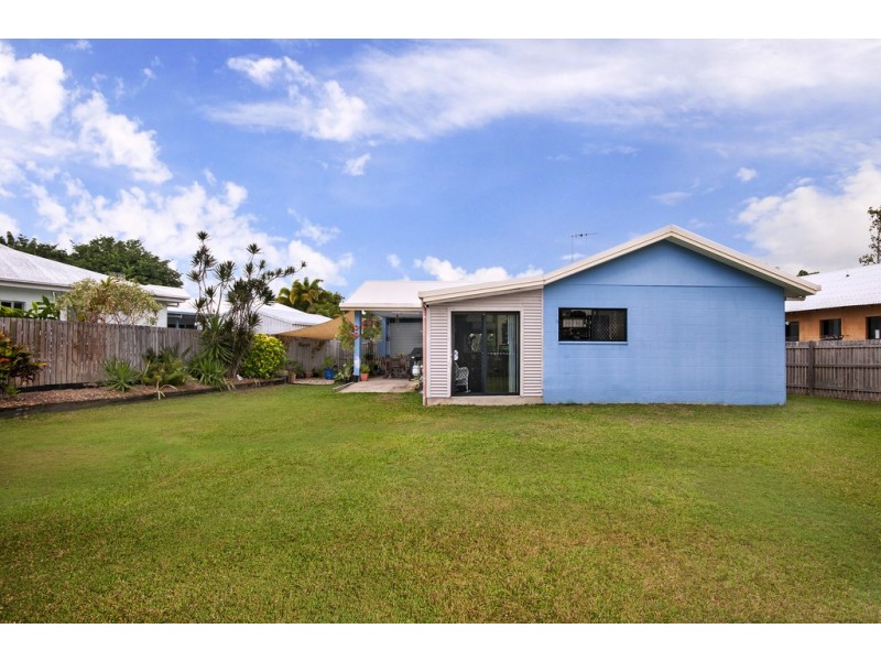 4 Dineen Close, Cooya Beach QLD 4873