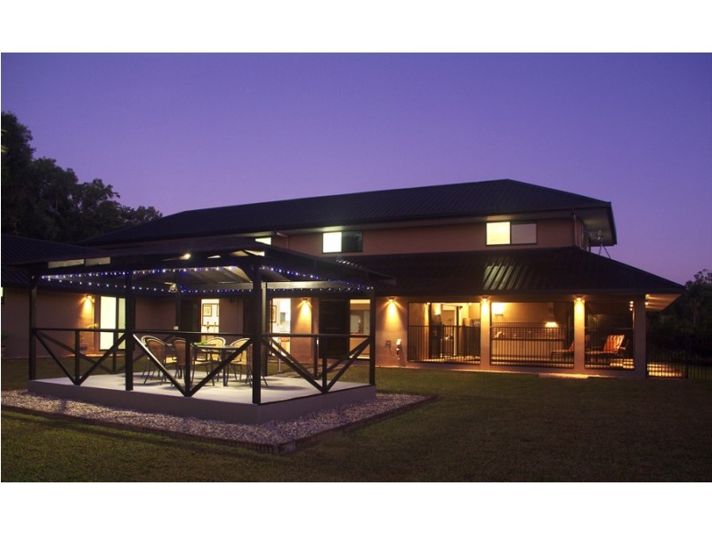 83 Mitre Street, Port Douglas QLD 4877