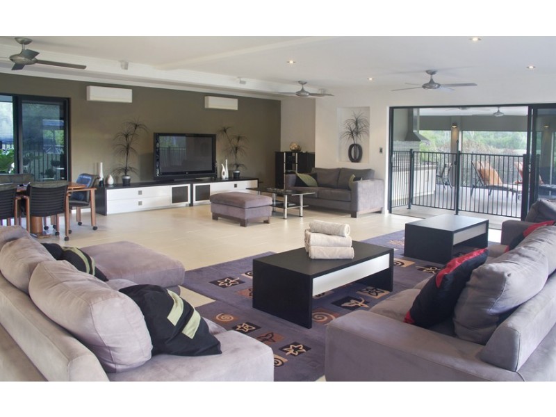 83 Mitre Street, Port Douglas QLD 4877