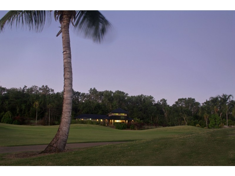 83 Mitre Street, Port Douglas QLD 4877